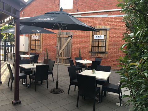 Black Bird Coffee House - Accommodation Daintree 1