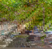 Breakout Brasserie Cafe - Accommodation Daintree