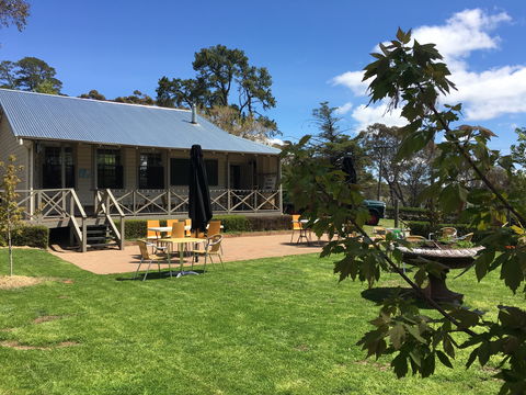 Mortimer's Wines Schoolhouse Cellar Door - Accommodation Daintree 0