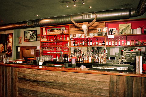 Bottlerocket Bar And Cafe - Accommodation Daintree 1
