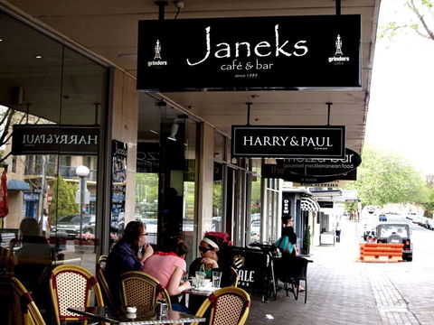 Janeks - Accommodation Daintree 0