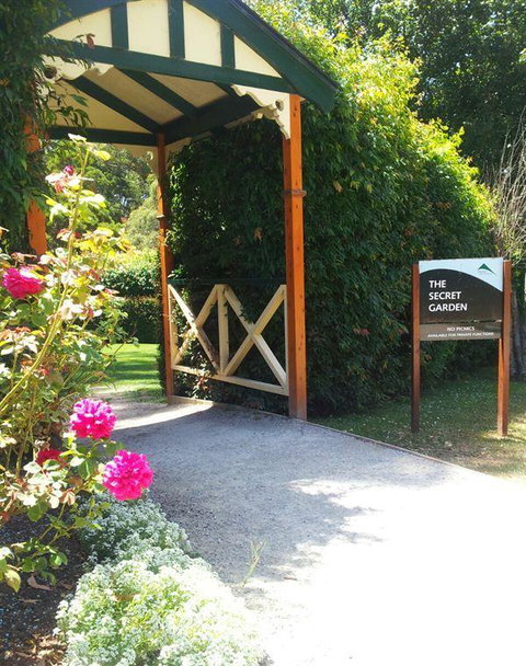 Bluebush Cafe - Accommodation Daintree 14