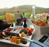 Hartzview Vineyard Cafe - Accommodation Daintree