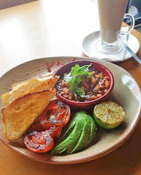 Agatha's Licensed Cafe - Accommodation Daintree 10