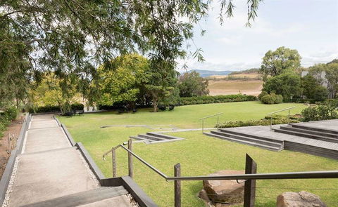 Vines Restaurant At Hollydene Estate - Accommodation Daintree 11