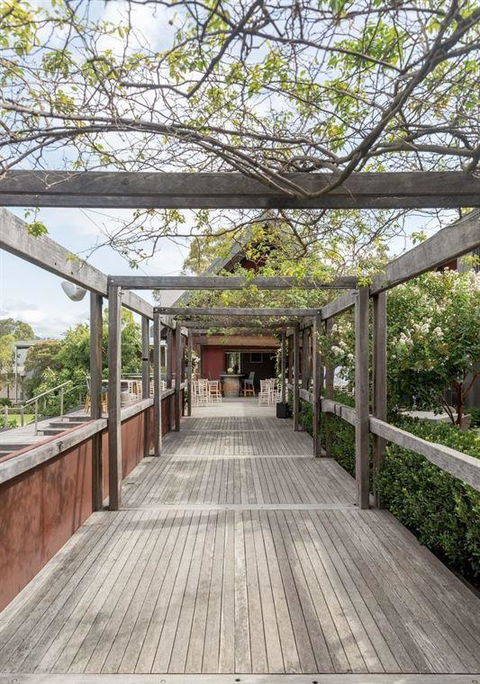 Vines Restaurant At Hollydene Estate - Accommodation Daintree 12