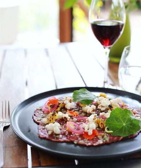 MIKA Airlie Beach - Accommodation Daintree 9