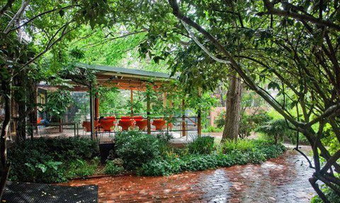 MIKA Airlie Beach - Accommodation Daintree 13