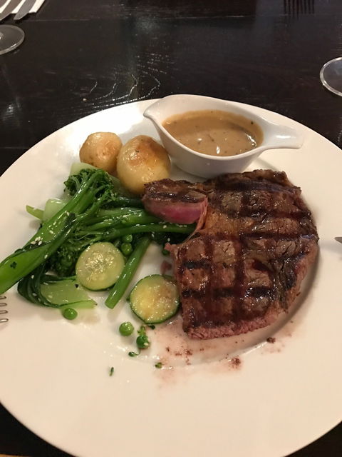 Capricornian Restaurant - Accommodation Daintree 3