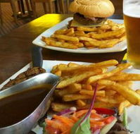 New Royal Hotel - Accommodation Daintree