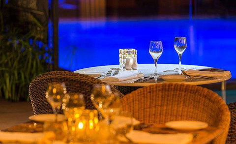 The Deck Poolside Bar & Restaurant - Accommodation Daintree 2