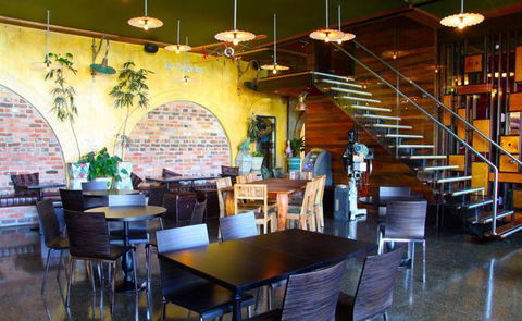 Jackpot Dining - Accommodation Daintree 6
