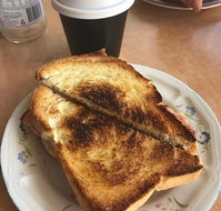Ben  Sams Cafe  Bakehouse - Accommodation Daintree