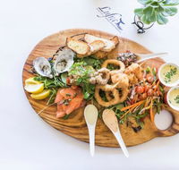 Pavement Restaurant at Lufra Hotel and Apartments - Accommodation Daintree