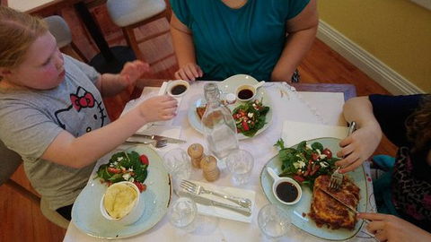 The Speckled Hen Cafe - Accommodation Daintree 0