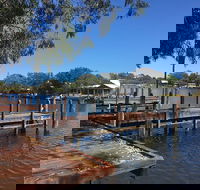 Pelicans Cafe on the Murray - Accommodation Daintree