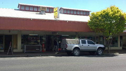 Acky's Takeaway - Accommodation Daintree 0