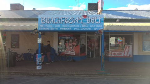 Beachfront Deli - Accommodation Daintree 0