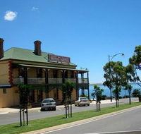 Streaky Bay Hotel - Accommodation Daintree