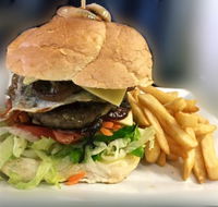 Enigmas Cafe Restaurant - Accommodation Daintree