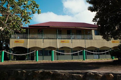 The Federal Hotel - Accommodation Daintree 0