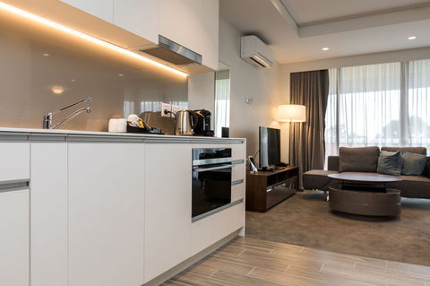 The Brankstone Hotel & Residences - Accommodation Daintree 5