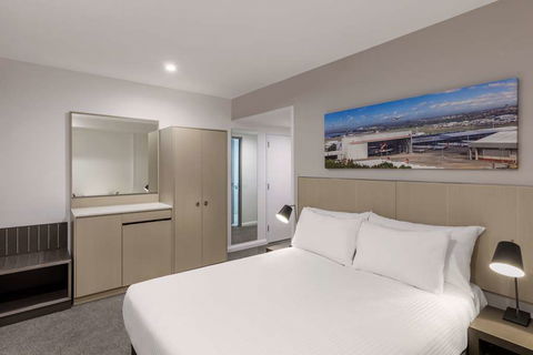 Travelodge Sydney Airport - Accommodation Daintree 6