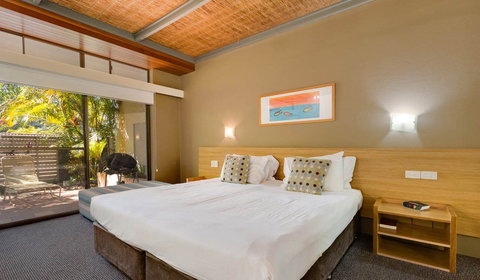 Nautilus Beachfront Villas & Spa - Accommodation Daintree 1