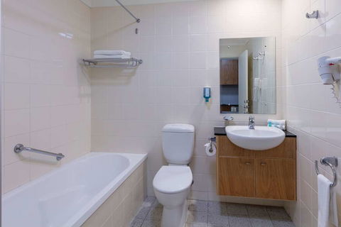 Nesuto Canberra Apartment Hotel - Accommodation Daintree 4