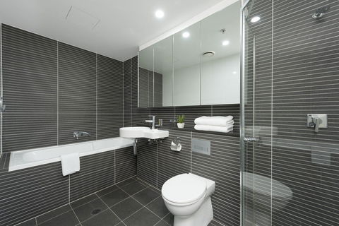 Astra Apartments North Sydney - Accommodation Daintree 3