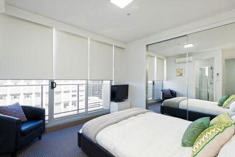 Astra Apartments North Sydney - Accommodation Daintree 12