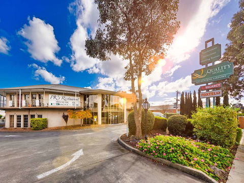 Quality Hotel Melbourne Airport - Accommodation Daintree 0