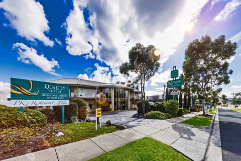 Quality Hotel Melbourne Airport - Accommodation Daintree 3