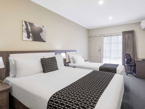 Quality Hotel Melbourne Airport - Accommodation Daintree 10