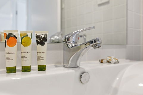 Astra Apartments Parramatta - Accommodation Daintree 1