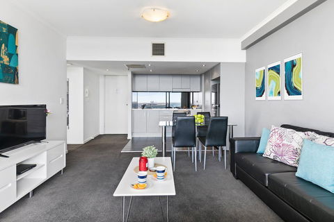 Astra Apartments Parramatta - Accommodation Daintree 6