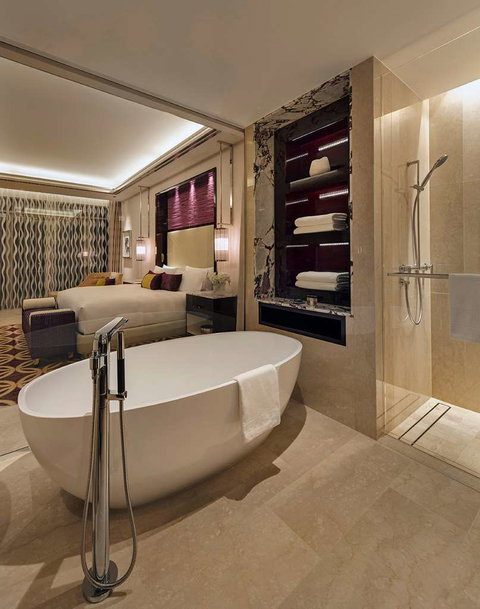 The Darling Gold Coast - Accommodation Daintree 7