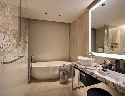 The Darling Gold Coast - Accommodation Daintree 8