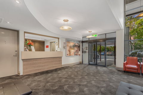 The Airport International Motel - Accommodation Daintree 2