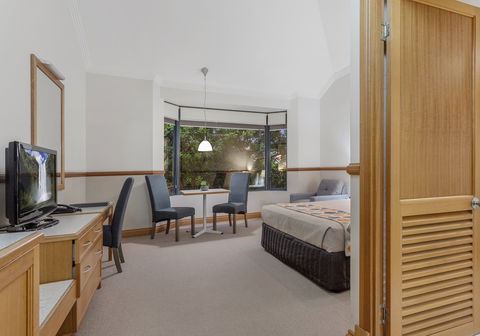 The Airport International Motel - Accommodation Daintree 5