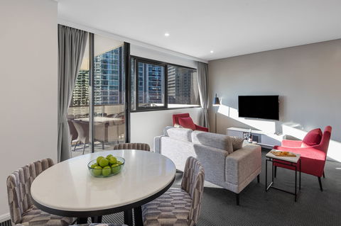 Meriton Suites Kent Street - Accommodation Daintree 6