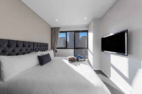 Meriton Suites Kent Street - Accommodation Daintree 7