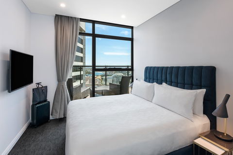 Meriton Suites Sussex Street, Sydney - Accommodation Daintree 14
