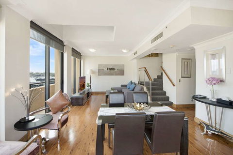 YEHS Hotel Sydney Harbour Suites - Accommodation Daintree 12