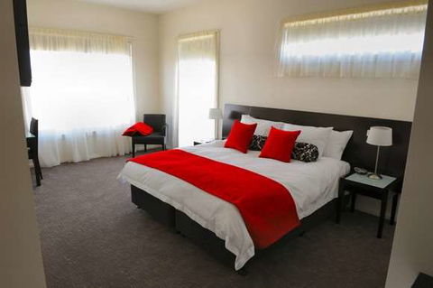 York Cove - Accommodation Daintree 1