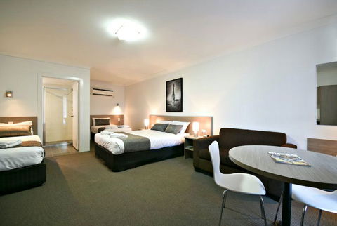The Aberdeen Motel - Accommodation Daintree 2