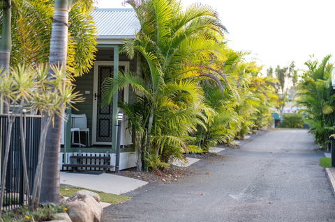 Barney Beach Accommodation Centre - Accommodation Daintree 0