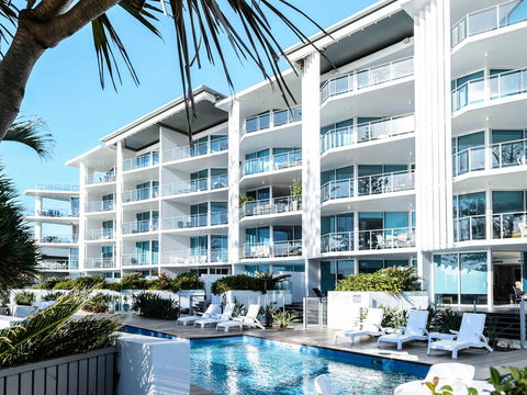 Grand Mercure Apartments Bargara - Accommodation Daintree 0