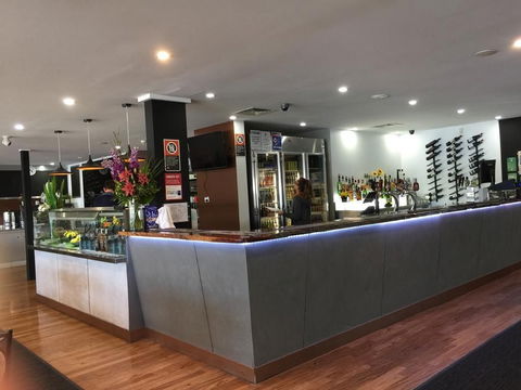 Mariners On The Waterfront - Accommodation Daintree 3