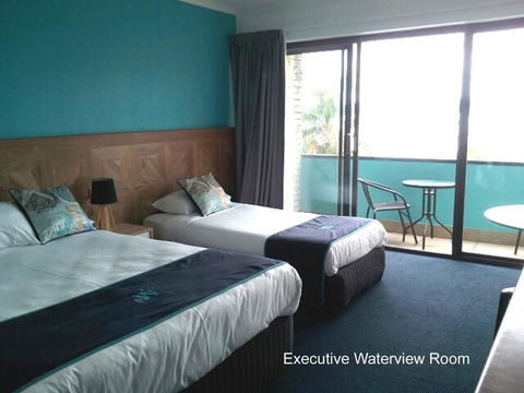 Mariners On The Waterfront - Accommodation Daintree 6